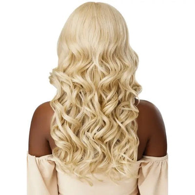 Perruque | Bouclée Haseena – Glamour et Facilité - Elegancecoiffure